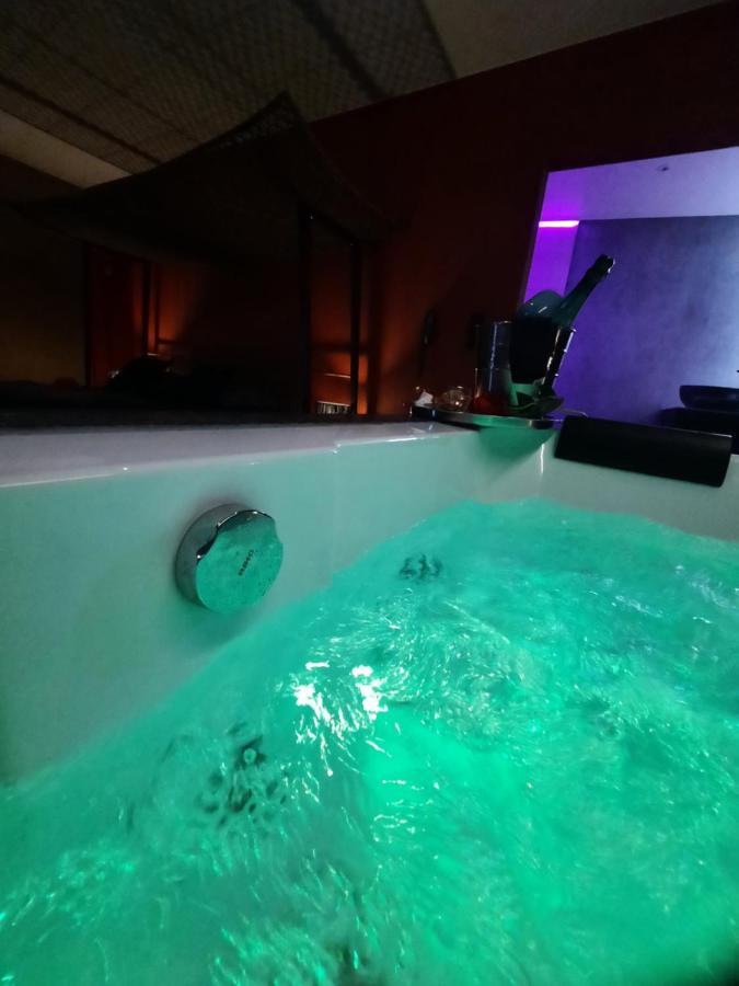 Nuits Blanches Hotel Лиеж Екстериор снимка
